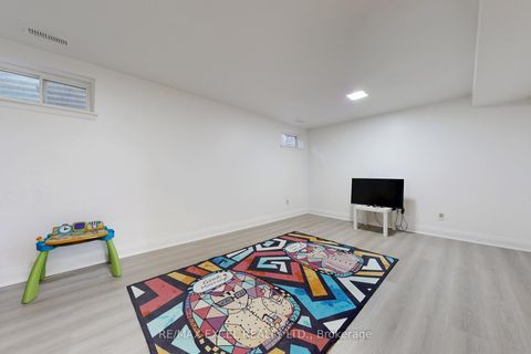 Photo 35 at 10 CROCKAMHILL Drive, Agincourt North, Toronto