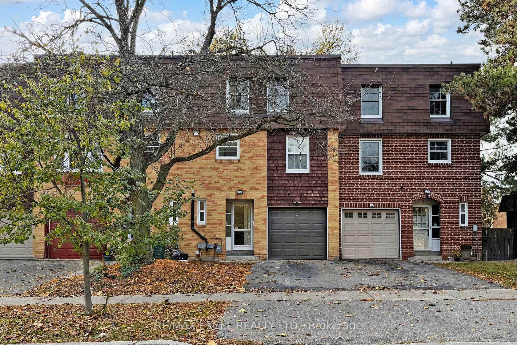 10 CROCKAMHILL Drive, Agincourt North, Toronto 