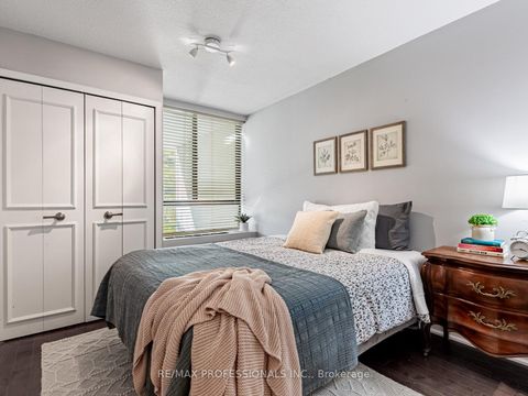 Photo 10 at G17 - 300 Mill Road, Markland Wood, Toronto