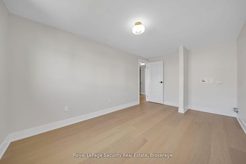 Photo 21 at 74 Andrea Lane, East Woodbridge, Vaughan