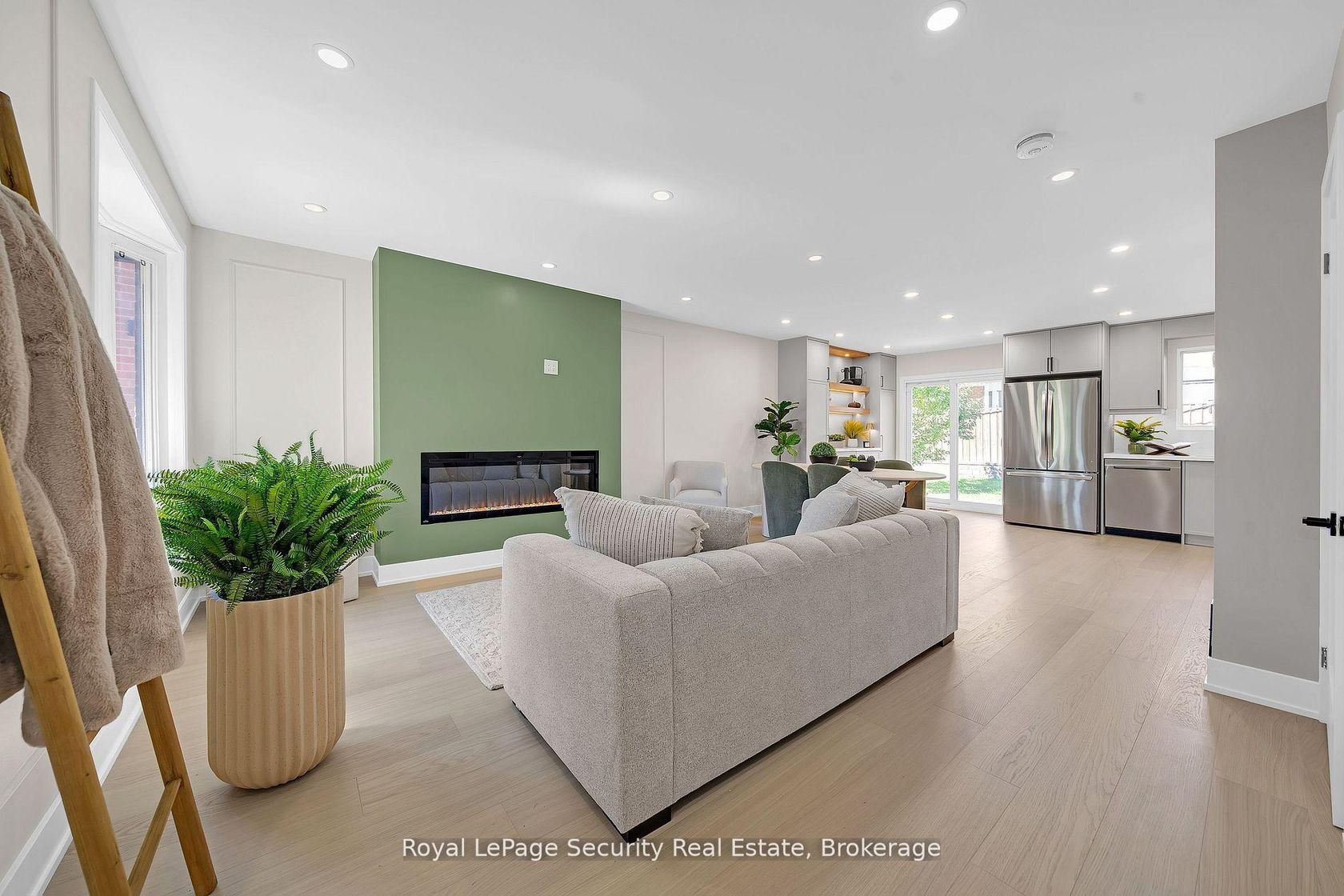 74 Andrea Lane, East Woodbridge, Vaughan 