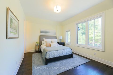 Photo 24 at 44 Scarboro Crescent, Cliffcrest, Toronto