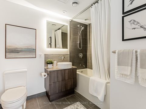 Photo 12 at 4209 - 161 Roehampton Avenue, Mount Pleasant West, Toronto