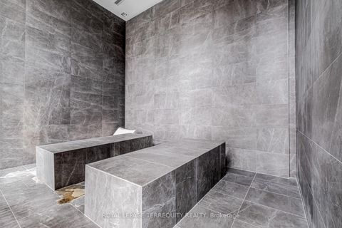 Photo 18 at 4209 - 161 Roehampton Avenue, Mount Pleasant West, Toronto