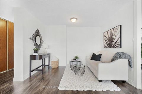 Photo 4 at 315 - 100 Wingarden Court, Malvern, Toronto