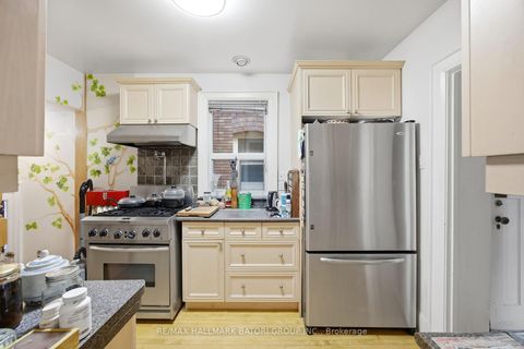 Photo 5 at 405 St Clements Avenue, Lawrence Park South, Toronto