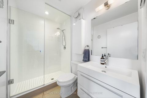 Photo 17 at 1521 - 297 College Street, Chinatown, Toronto