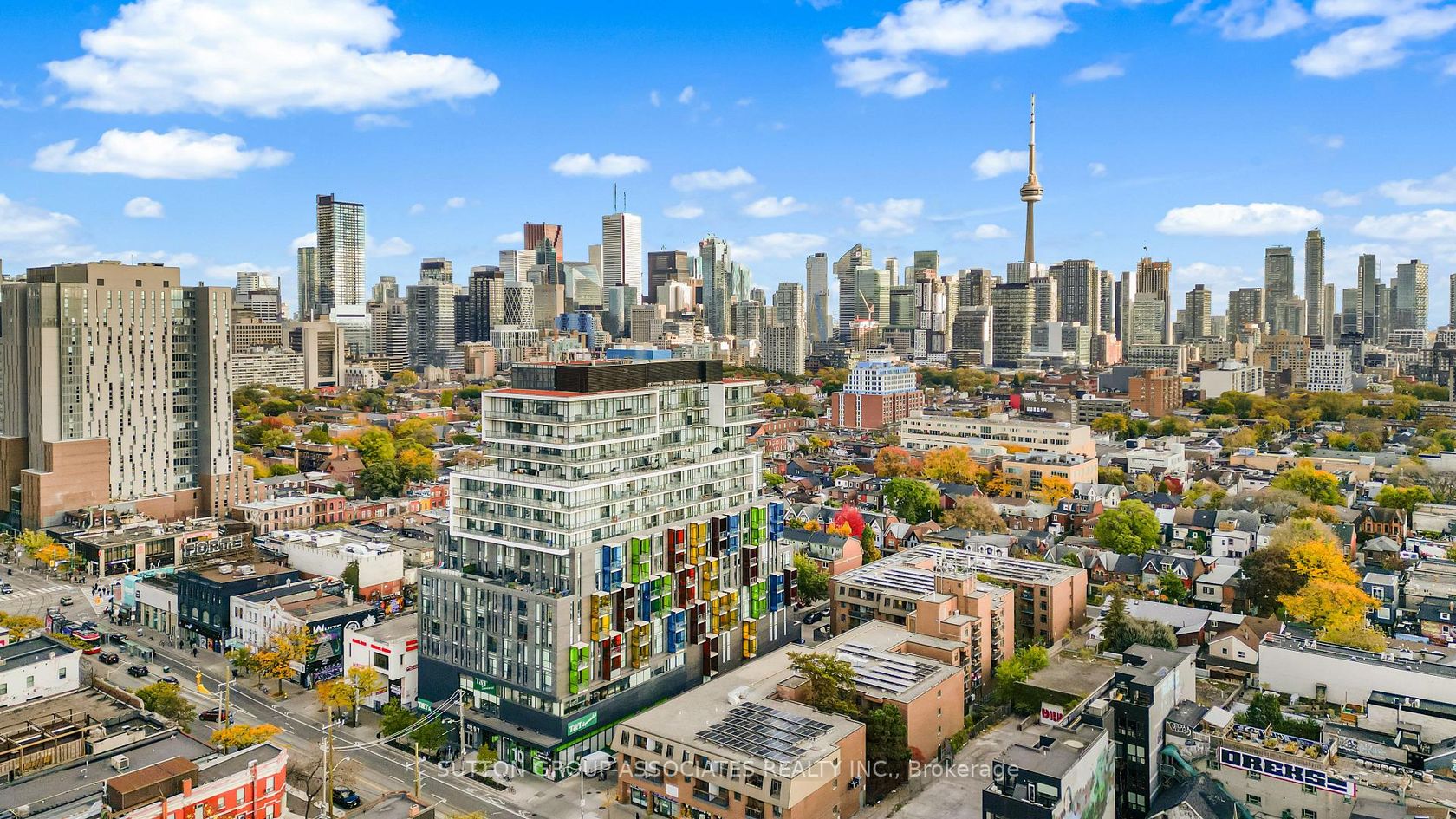 1521 - 297 College Street, Chinatown, Toronto 