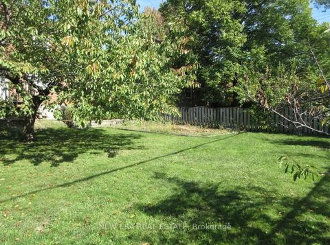 Photo 35 at 27 Dell Park Avenue, Lawrence, Toronto