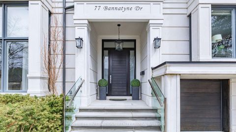 Photo 3 at 77 Bannatyne Drive, Windfields, Toronto