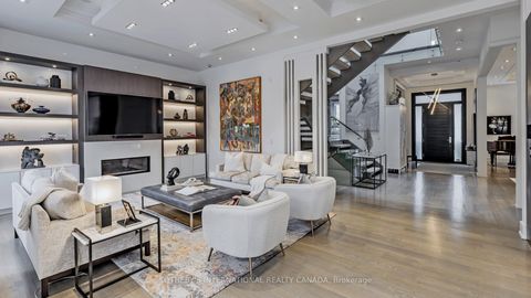 Photo 12 at 77 Bannatyne Drive, Windfields, Toronto