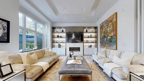 Photo 13 at 77 Bannatyne Drive, Windfields, Toronto