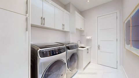 Photo 40 at 77 Bannatyne Drive, Windfields, Toronto