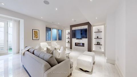 Photo 44 at 77 Bannatyne Drive, Windfields, Toronto