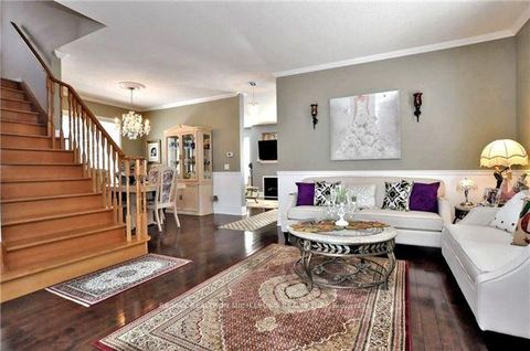 Photo 2 at 81 Spring Farm Road, Bayview Northeast, Aurora