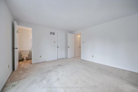 Photo 20 at 7 - 1241 McCraney Street E, CP College Park, Oakville