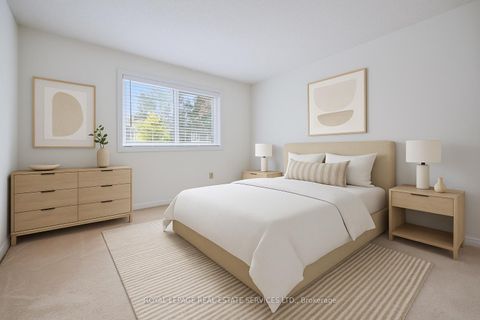 Photo 27 at 7 - 1241 McCraney Street E, CP College Park, Oakville