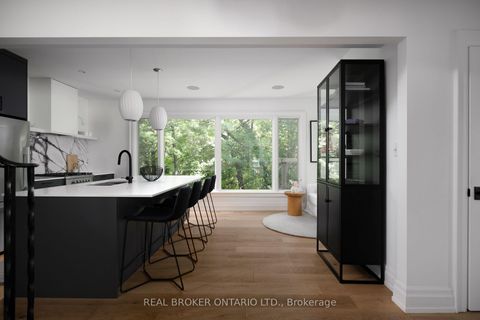 Photo 5 at 5 Wembley Drive, Woodbine Corridor, Toronto