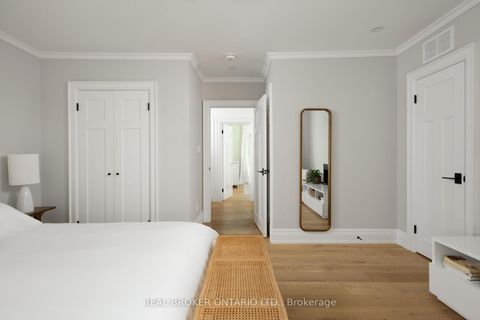 Photo 10 at 5 Wembley Drive, Woodbine Corridor, Toronto