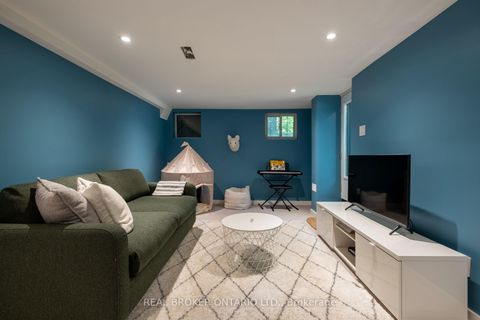 Photo 15 at 5 Wembley Drive, Woodbine Corridor, Toronto