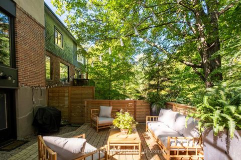 Photo 18 at 5 Wembley Drive, Woodbine Corridor, Toronto