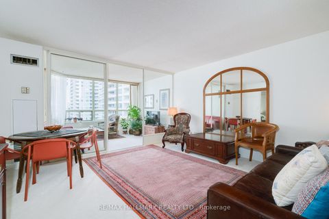 Photo 4 at 1616 - 30 Greenfield Avenue, Willowdale East, Toronto