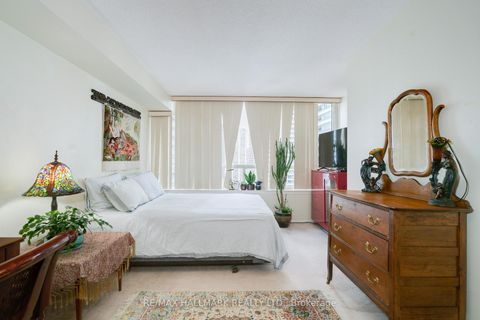 Photo 8 at 1616 - 30 Greenfield Avenue, Willowdale East, Toronto