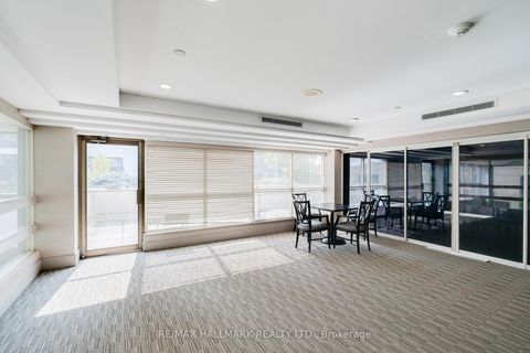 Photo 11 at 1616 - 30 Greenfield Avenue, Willowdale East, Toronto