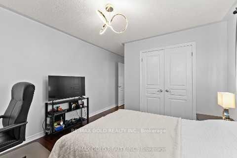 Photo 40 at 23 Glade Drive, Oak Ridges, Richmond Hill