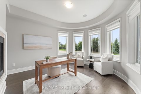 Photo 3 at 97 Ross Vennare Crescent, Kleinburg, Vaughan