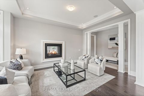 Photo 5 at 97 Ross Vennare Crescent, Kleinburg, Vaughan