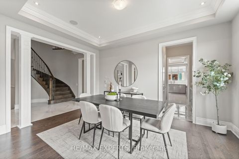 Photo 8 at 97 Ross Vennare Crescent, Kleinburg, Vaughan