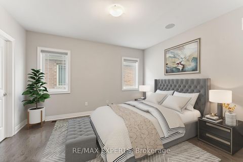 Photo 27 at 97 Ross Vennare Crescent, Kleinburg, Vaughan