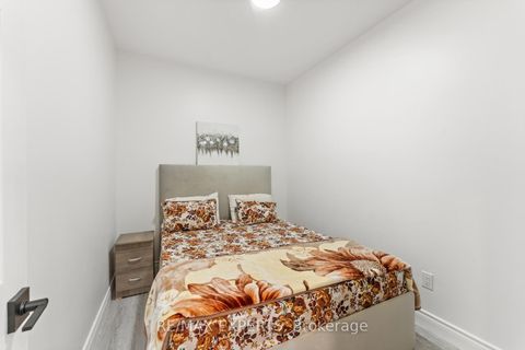 Photo 38 at 97 Ross Vennare Crescent, Kleinburg, Vaughan