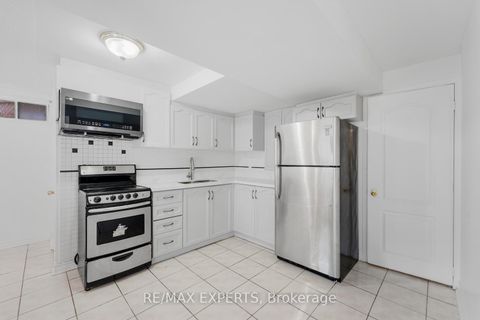 Photo 31 at 147 Ashton Drive, Maple, Vaughan