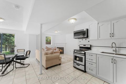 Photo 32 at 147 Ashton Drive, Maple, Vaughan