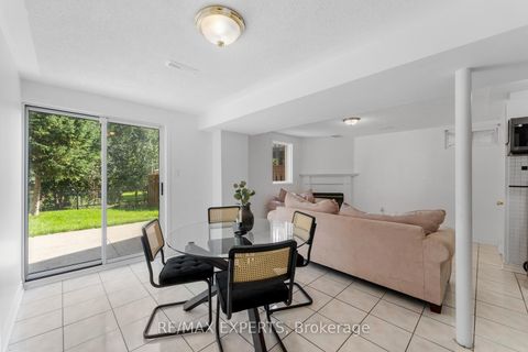 Photo 34 at 147 Ashton Drive, Maple, Vaughan