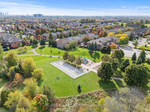 Photo 44 at 147 Ashton Drive, Maple, Vaughan