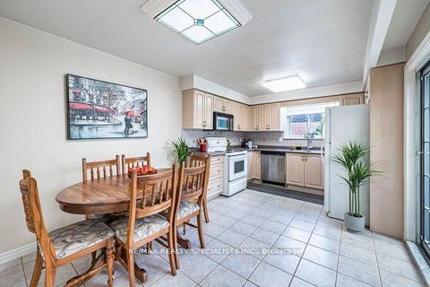 Photo 11 at 61 Brewster Crescent, Jane Heights, Toronto