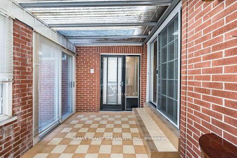 Photo 16 at 61 Brewster Crescent, Jane Heights, Toronto