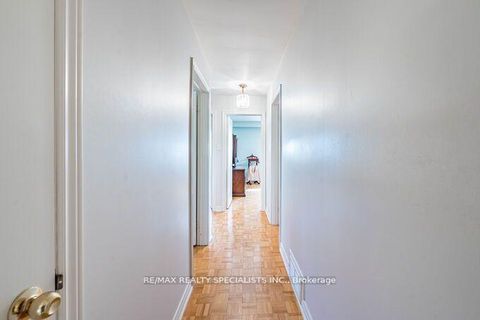 Photo 17 at 61 Brewster Crescent, Jane Heights, Toronto