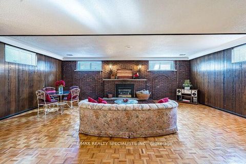 Photo 31 at 61 Brewster Crescent, Jane Heights, Toronto