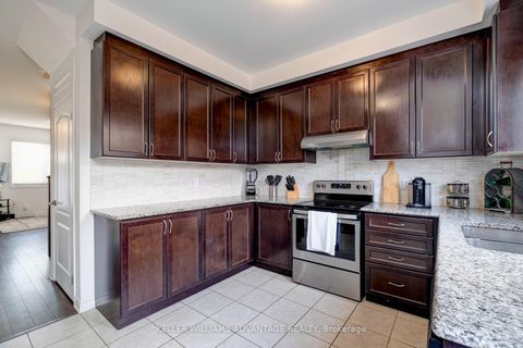 Photo 8 at 148 Cleanside Road, Birchmount, Toronto