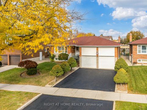 Photo 1 at 12 Scarden Avenue, Sullivan, Toronto