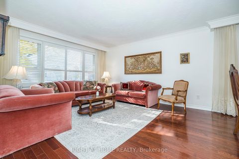 Photo 6 at 12 Scarden Avenue, Sullivan, Toronto