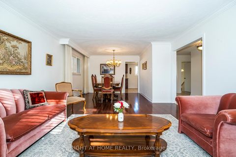 Photo 8 at 12 Scarden Avenue, Sullivan, Toronto