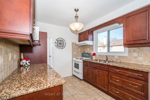 Photo 13 at 12 Scarden Avenue, Sullivan, Toronto