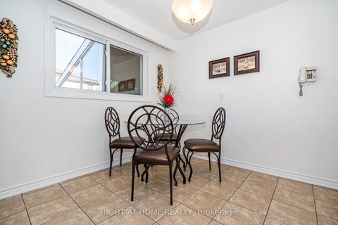 Photo 14 at 12 Scarden Avenue, Sullivan, Toronto