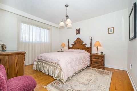 Photo 19 at 12 Scarden Avenue, Sullivan, Toronto