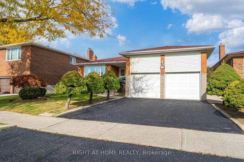 Photo 38 at 12 Scarden Avenue, Sullivan, Toronto
